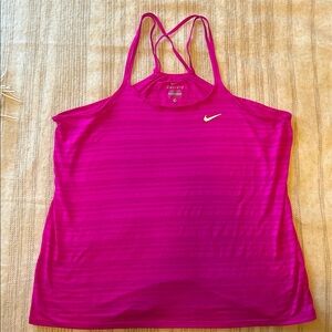 Nike Dri Fit Women Tank Top Purple Size Medium Polyester Crew Neck Swoosh Gym